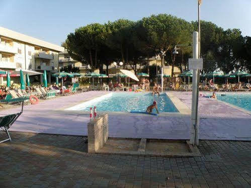 Aparthotel Residenza Pierre & Mare Luni