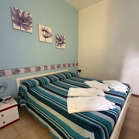 Residenza Pierre & Vacances Luni Mare Exterior foto